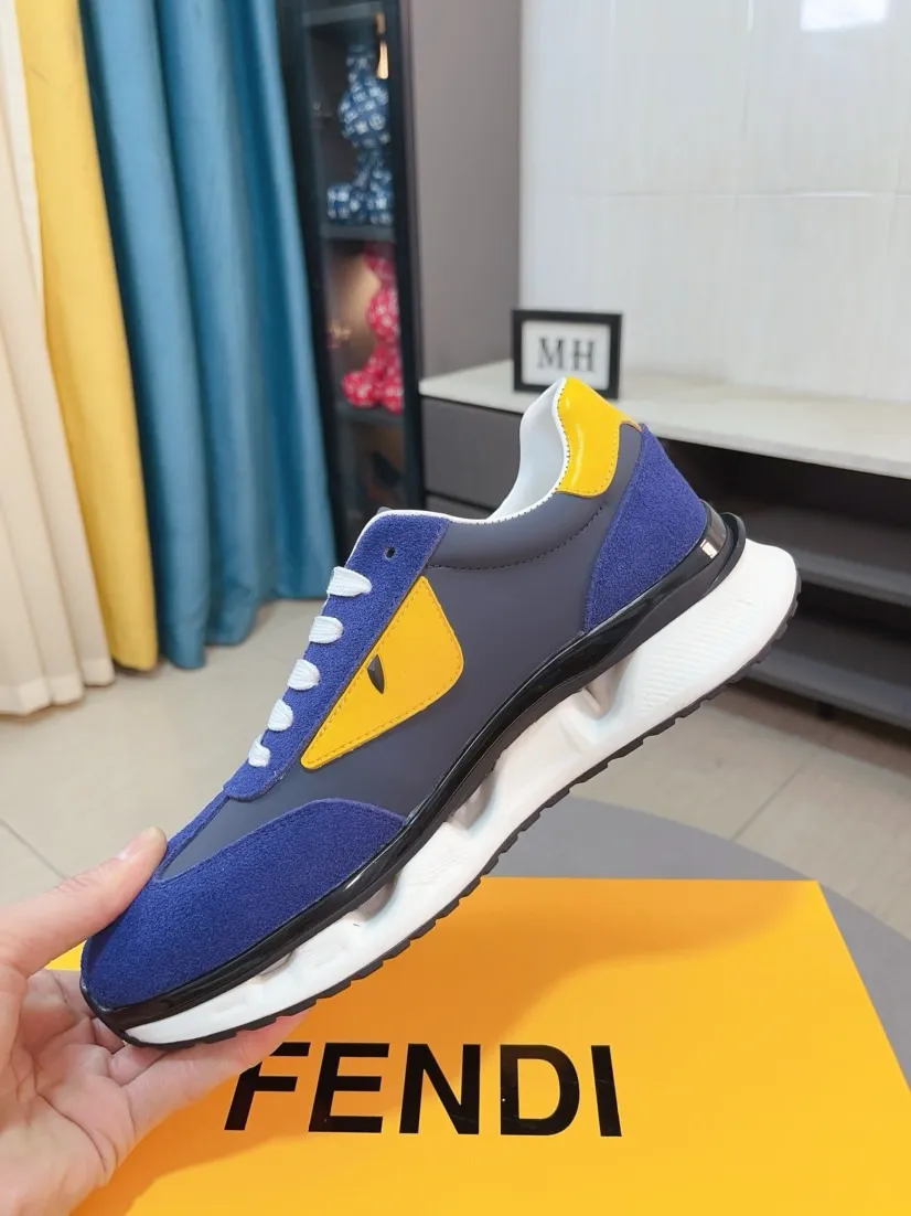 Men's shoes 💰440🌹🌹[fendi] Fendi classic and comfortable men, this complex sneaker is made of soft calfskin➕genuine leather lining➕original ultra-light rubber material with rough outsole. This unique light style is suitable for the casual and refined sensibility of this season. It is comfortable and natural on the feet. It is an everyday style for casual travel in autumn and winter! 38/44